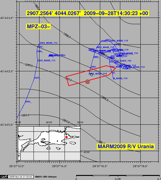 \begin{figure}\centerline{\epsfig{file=IMG/MPZ-03-.ps,width=\linewidth}}
\end{figure}